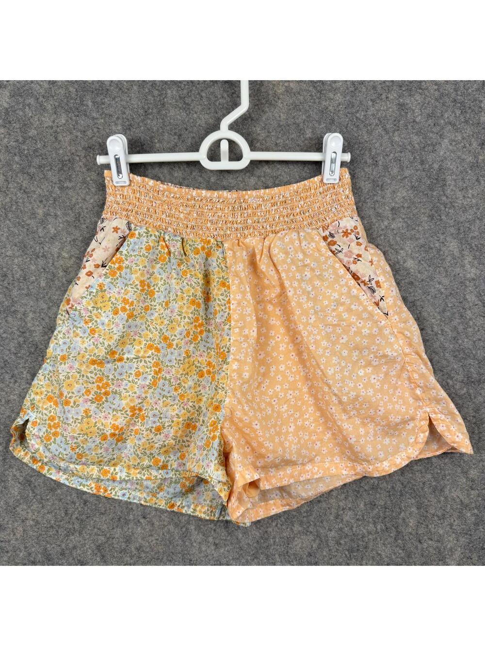 American Eagle Floral Skort Pockets Elastic Waist Lining Medium 2.5” Fairy 351